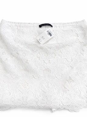 Abercrombie & Fitch White Lace Mini Skirt L NWT Floral Crochet Overlay
